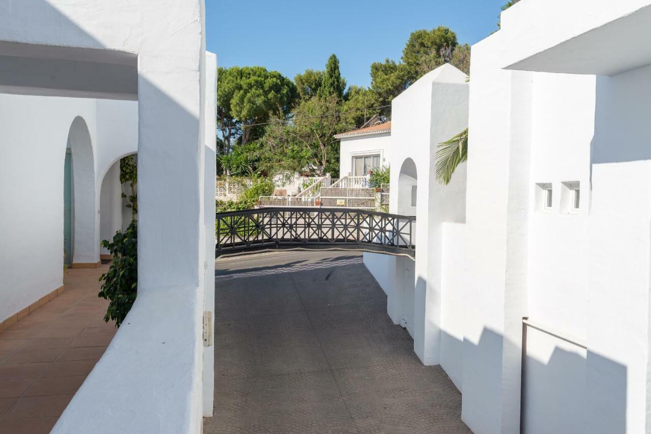 Luxury Duplex- 7 Minutes From The Beach Torremolinos Buitenkant foto