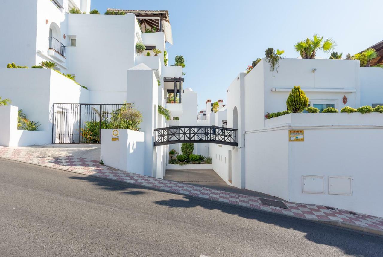 Luxury Duplex- 7 Minutes From The Beach Torremolinos Buitenkant foto