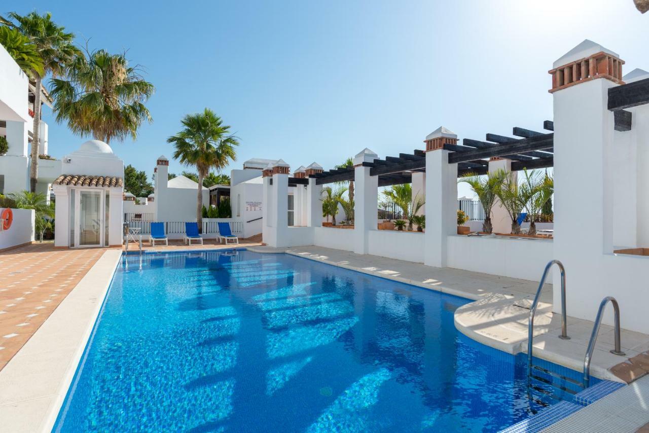 Luxury Duplex- 7 Minutes From The Beach Torremolinos Buitenkant foto